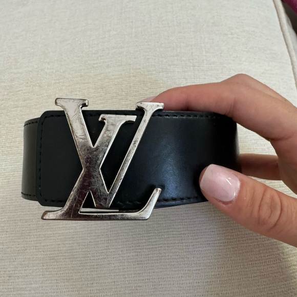 LV Initiales 40MM Reversible - Picture 3 of 6